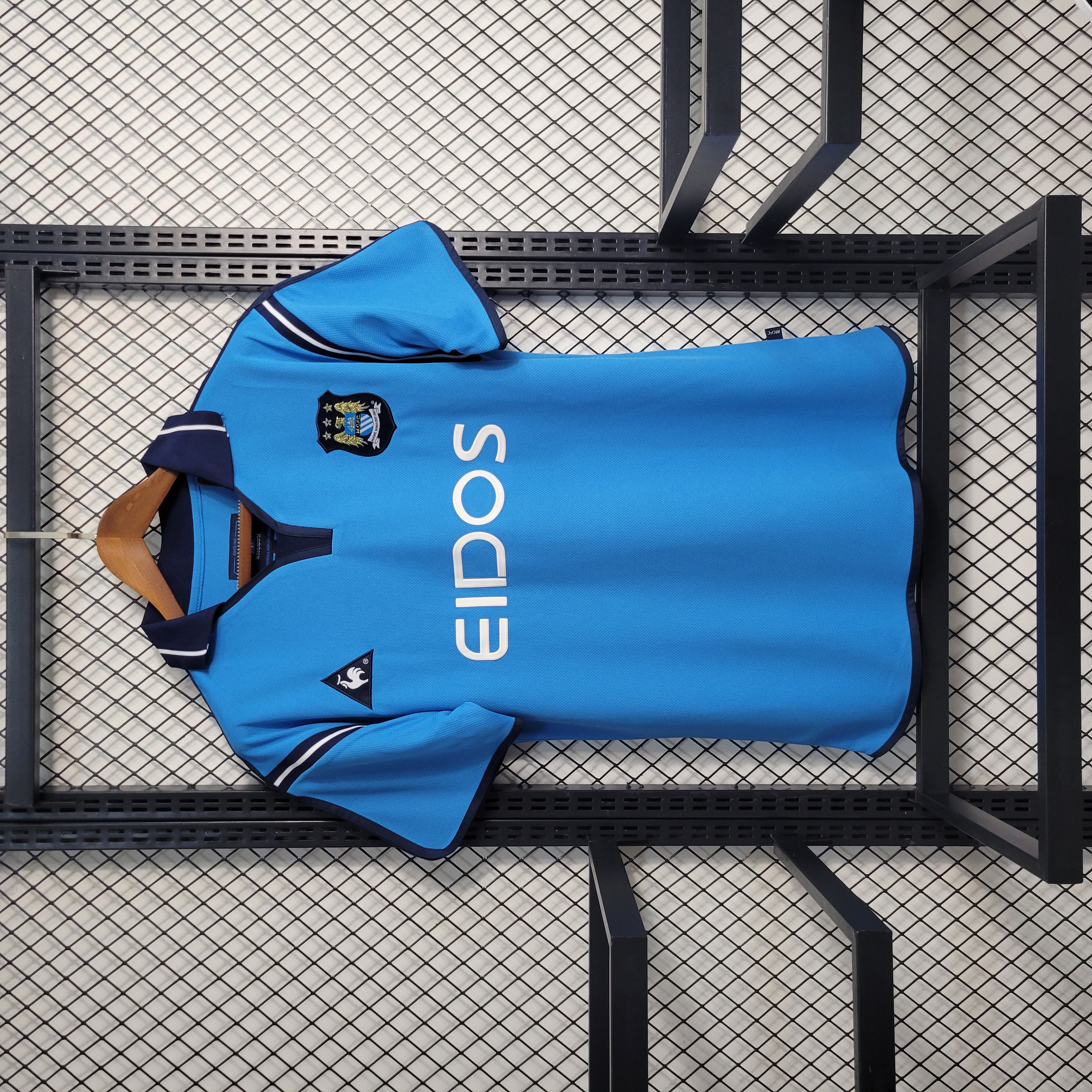 Retro Manchester City 2001-02 Home Stadium Jersey